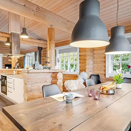 Salmina - 900m From The Sea By Interhome 펜션 Bøtø By