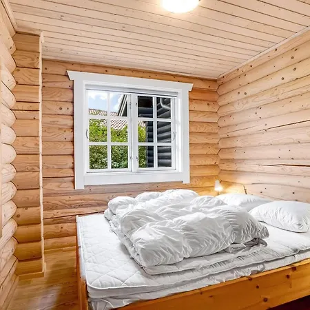 Salmina - 900m From The Sea By Interhome Bøtø By